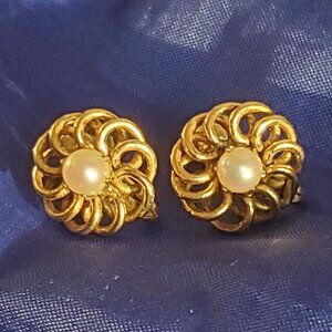 Vtg Signed Tru-Kay Earrings 12K Gold-filled Spiral Swirl Natural Pearl Classic